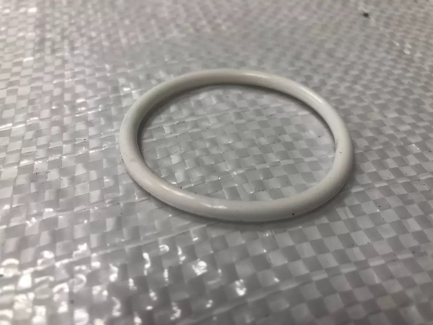 Уплотнительное кольцо для помпы. 90301-83002 уплотнительное кольцо. Webasto кольцо уплотнительное 84 мм. 2 уплотнительные кольца помпы. Уплотнительное кольцо для помпы.